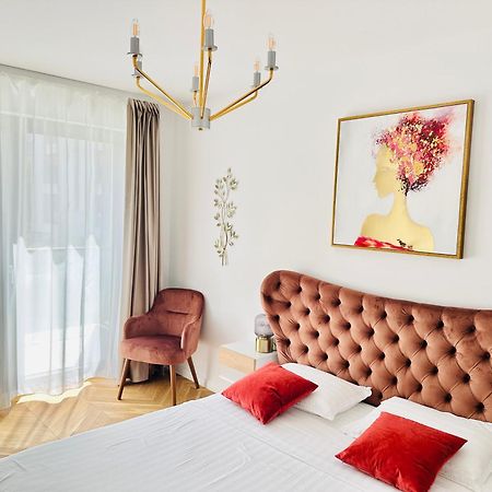 Bel Dom - The Central, Spacious 2 Rooms Luxury Apartment Cluj-Napoca Eksteriør billede