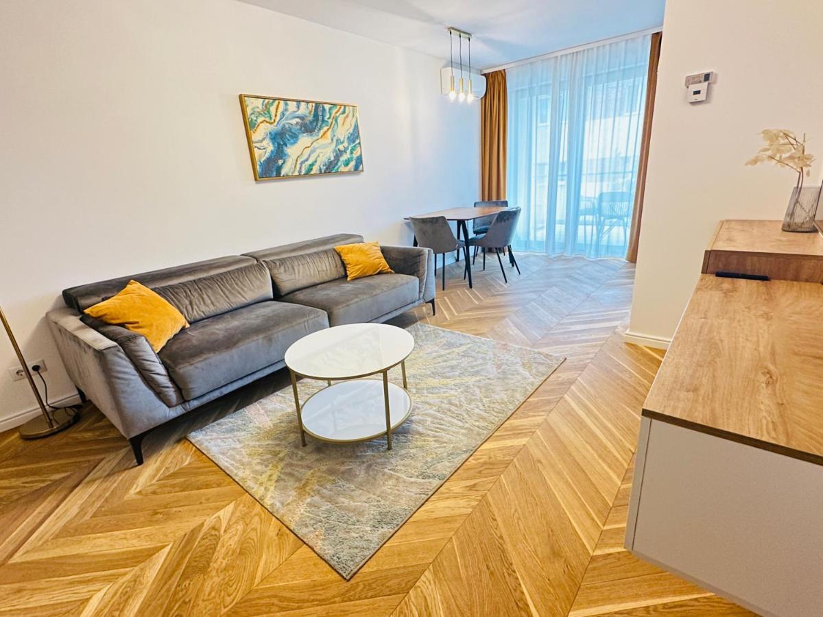 Bel Dom - The Central, Spacious 2 Rooms Luxury Apartment Cluj-Napoca Eksteriør billede