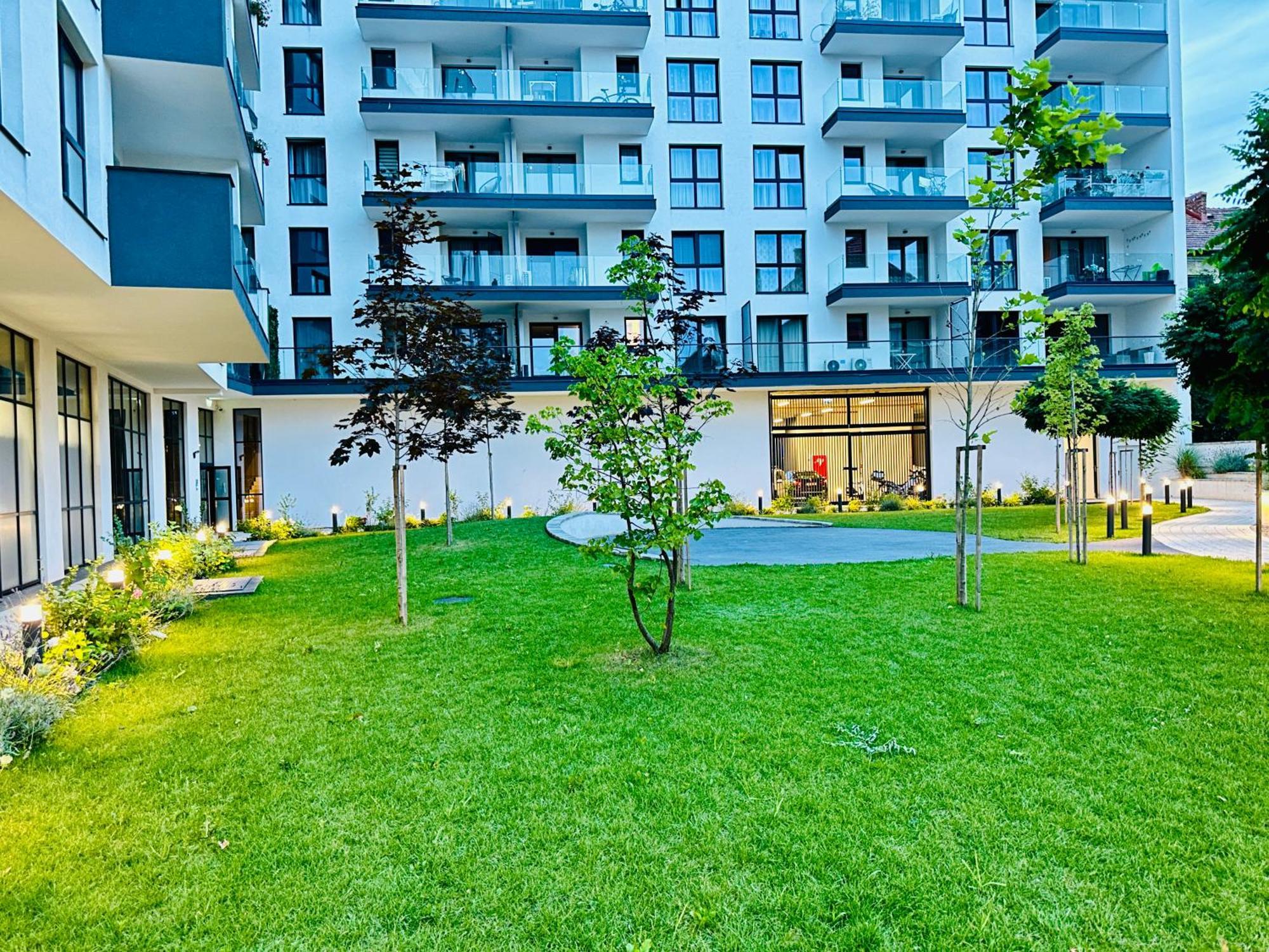Bel Dom - The Central, Spacious 2 Rooms Luxury Apartment Cluj-Napoca Eksteriør billede